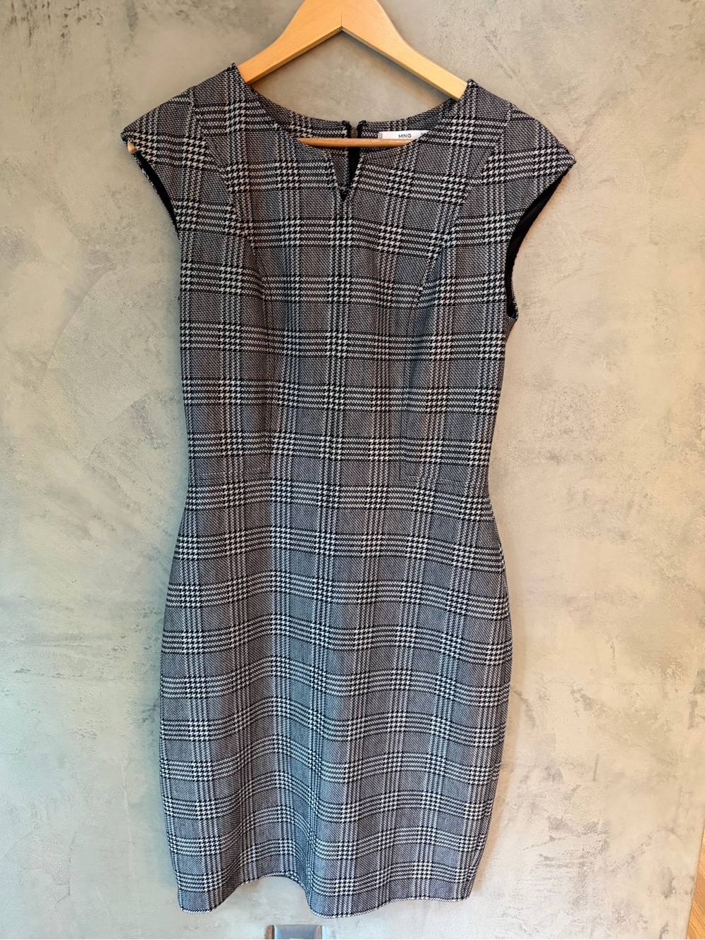 Mango Suit Houndstooth Sheath Dress (US size 6; EU size M)